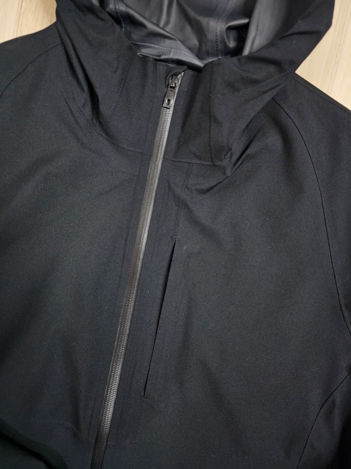 ​[XL] 유니클로 올블랙 블럭테크 기능성 하드쉘 파카 상품이미지5