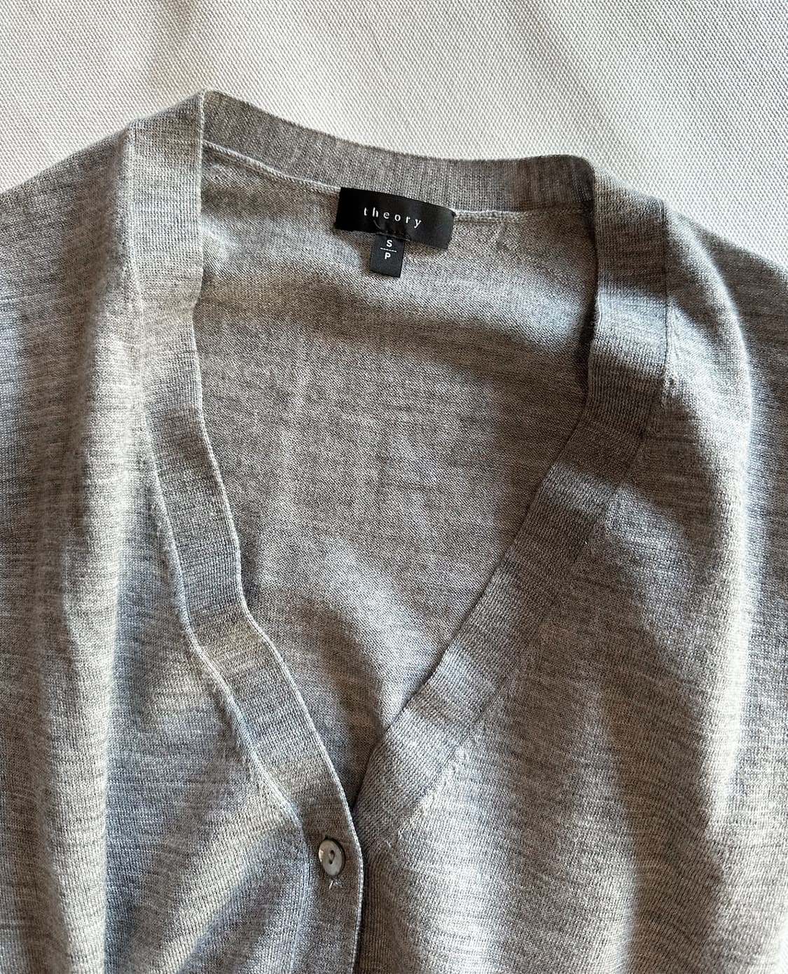 THEORY greay wool cardigan 상품이미지1