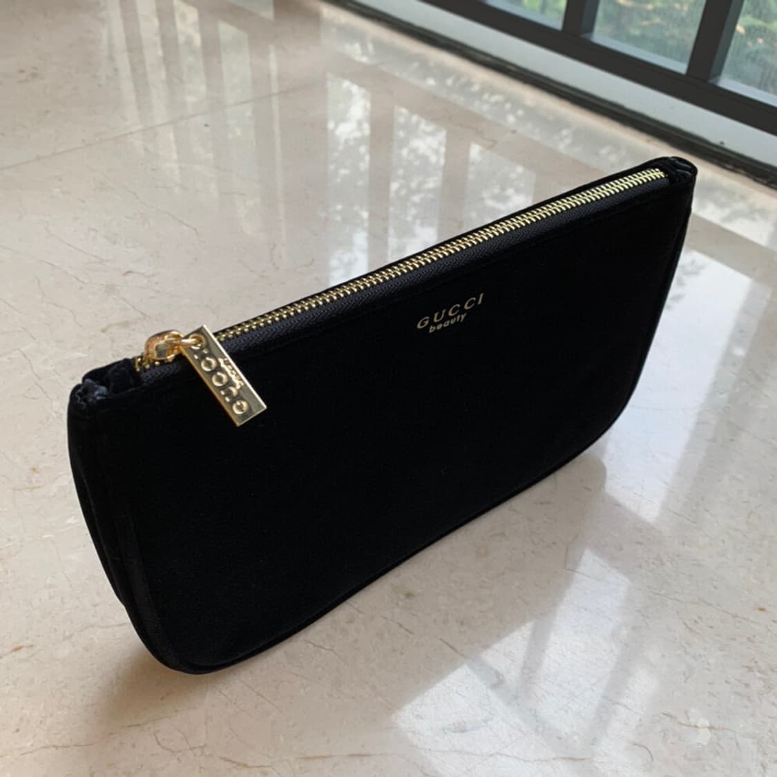 구찌 뷰티 클러치 벨벳  상품이미지1