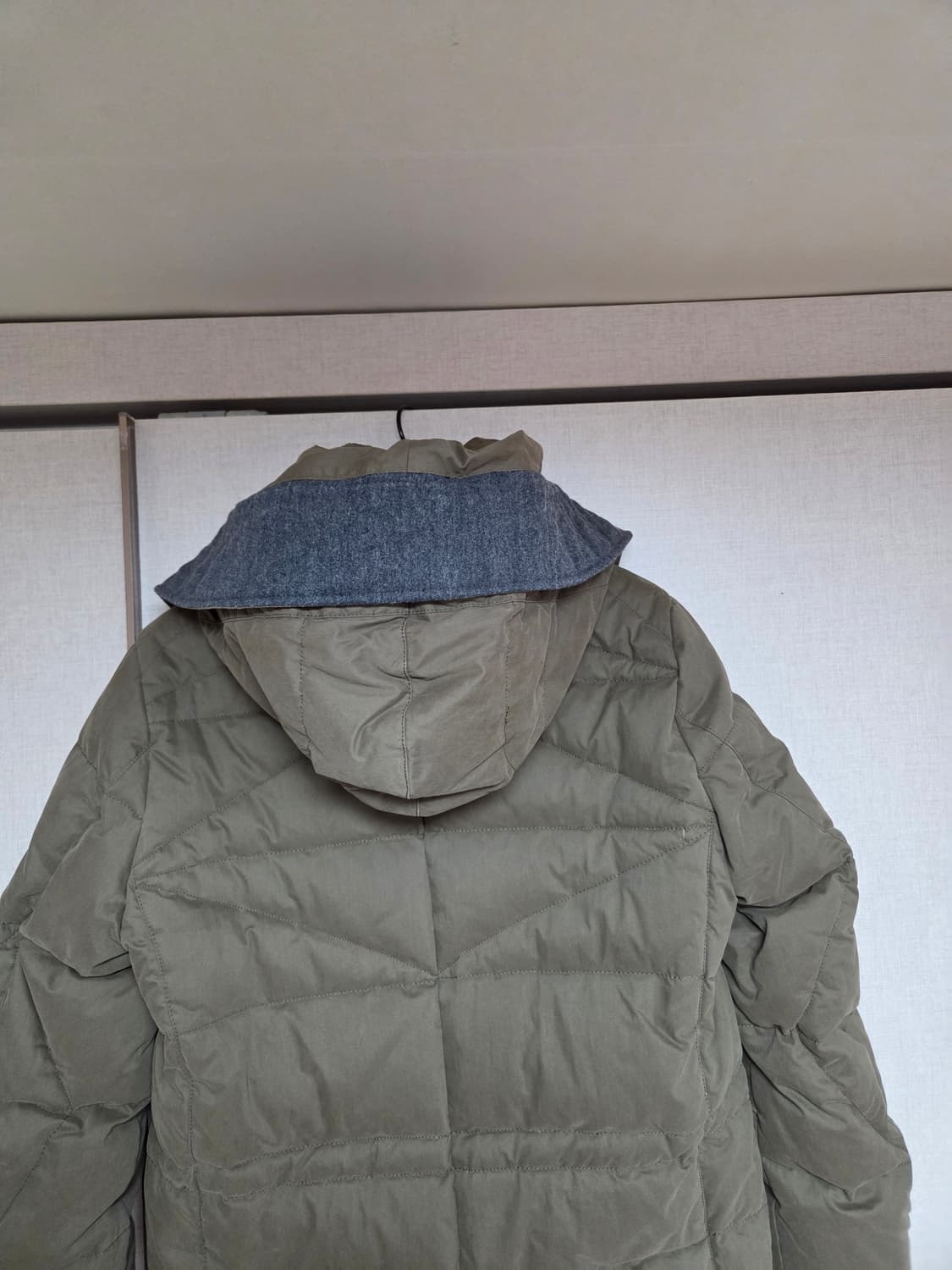 정품]T.I FOR MEN 카키 패딩 95 상품이미지4