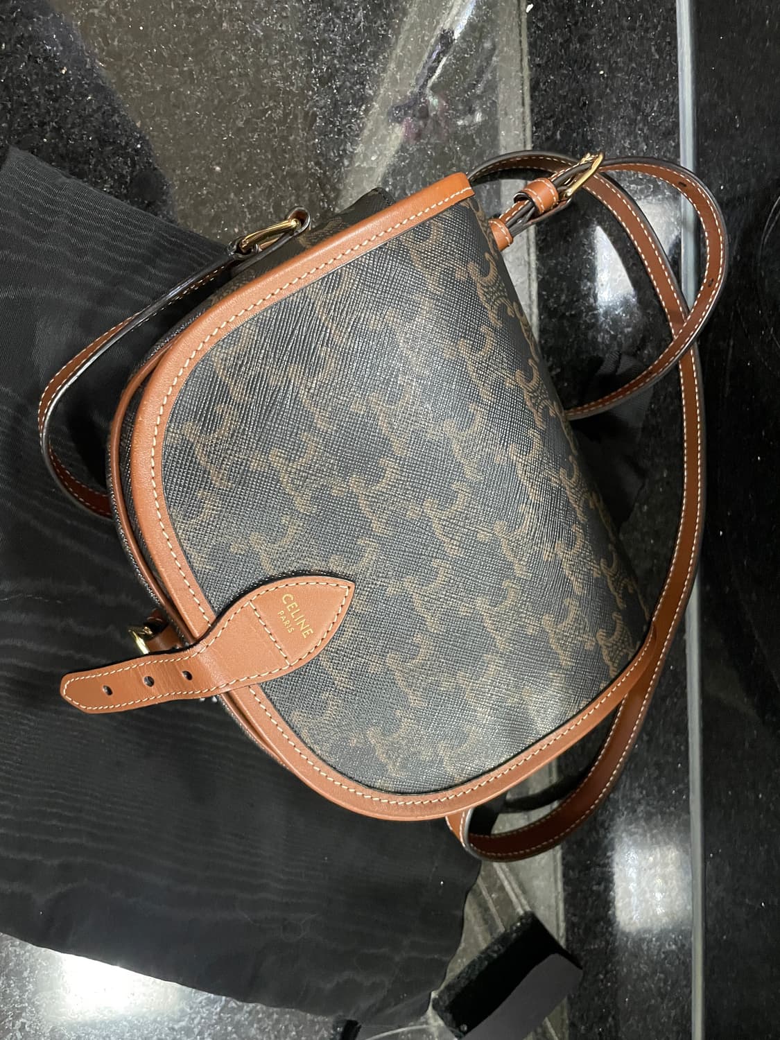 셀린느 풀코백 미디엄 상품이미지1