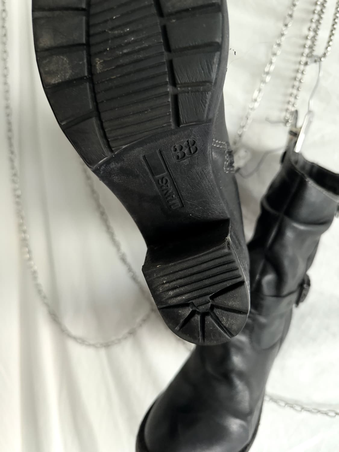 manas 마나스 버클 아일렛 사이드지퍼 부츠 상품이미지4