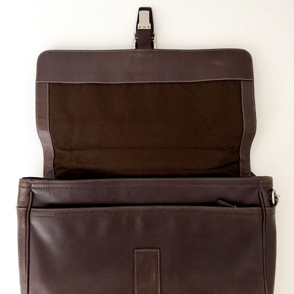 코치 버클 브리프케이스 다크브라운 크로스 서류가방 상품이미지9