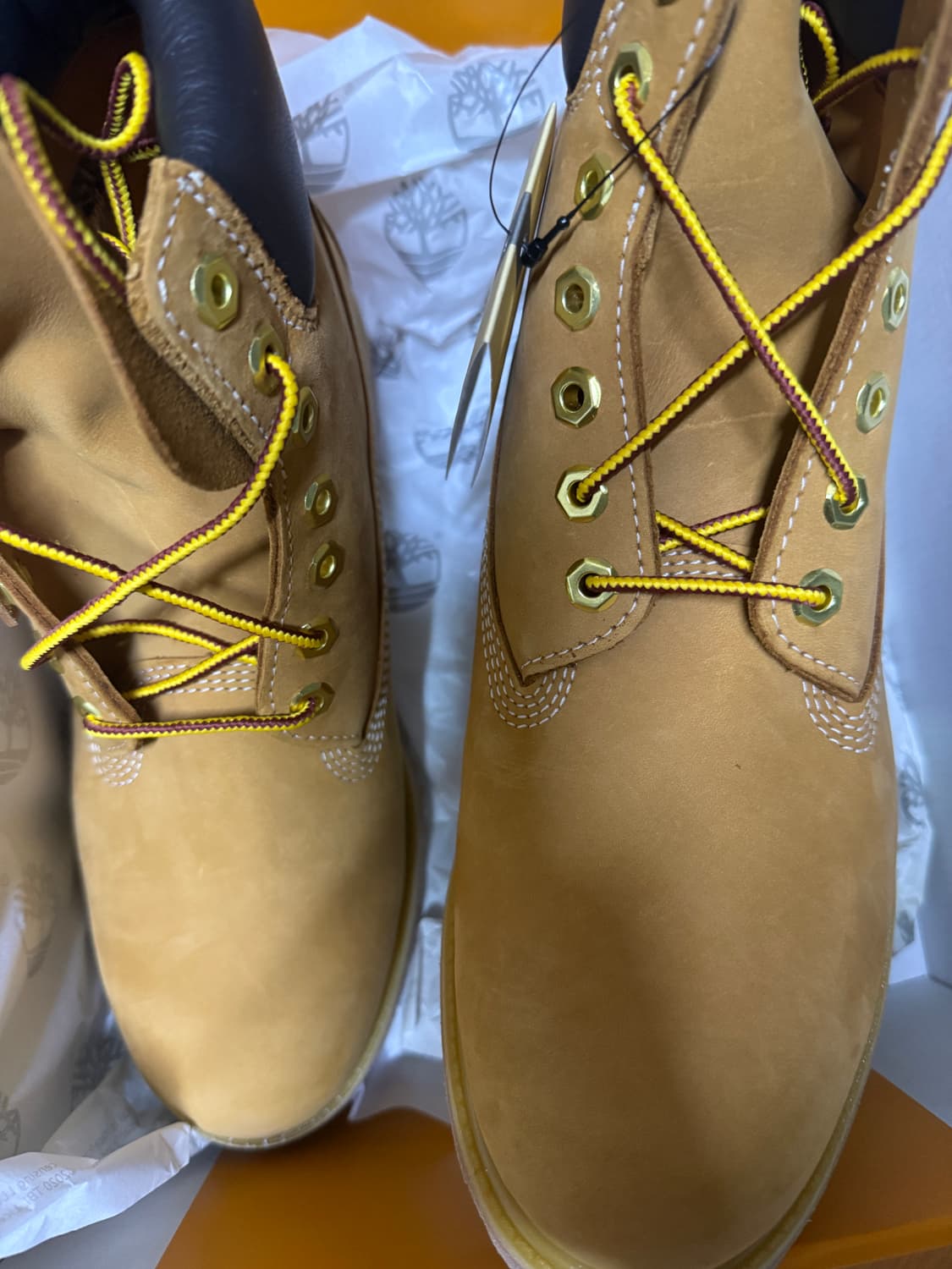 265사이즈 팀버랜드 프리미엄 6인치 워터프루프 부츠 위트 누벅 와이드 상품이미지2