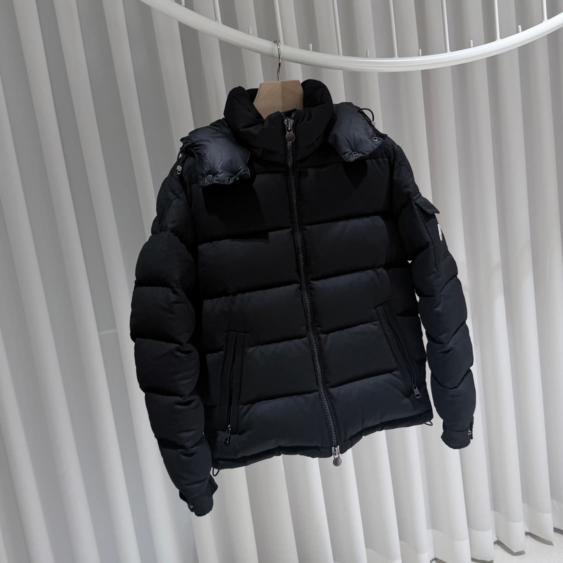 (A+/2) / 몽클레어 몽제네브르 블랙 다운 패딩 자켓 상품이미지3