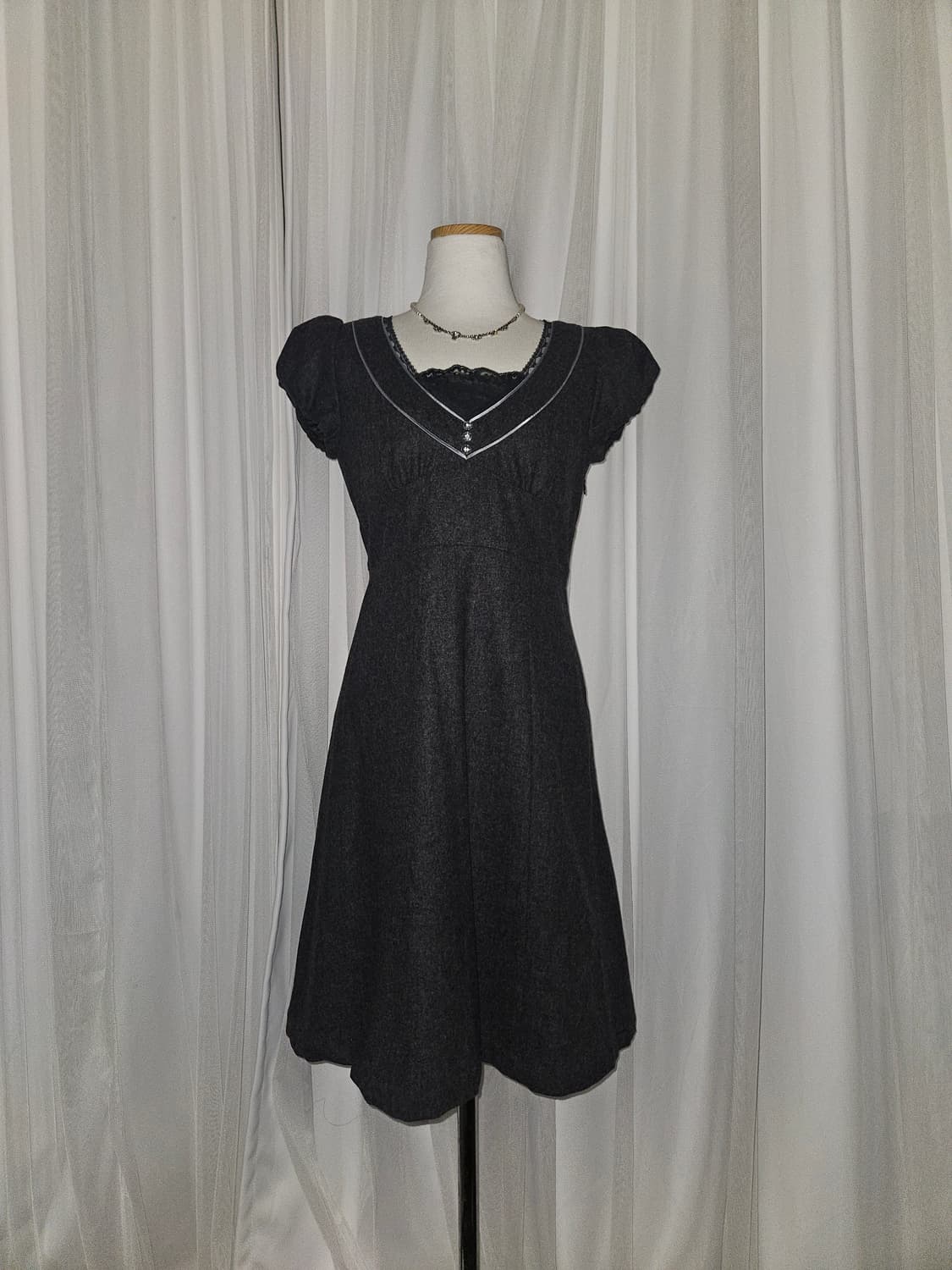 image 빈티지 윈터 차콜 퍼프 드레스 상품이미지1