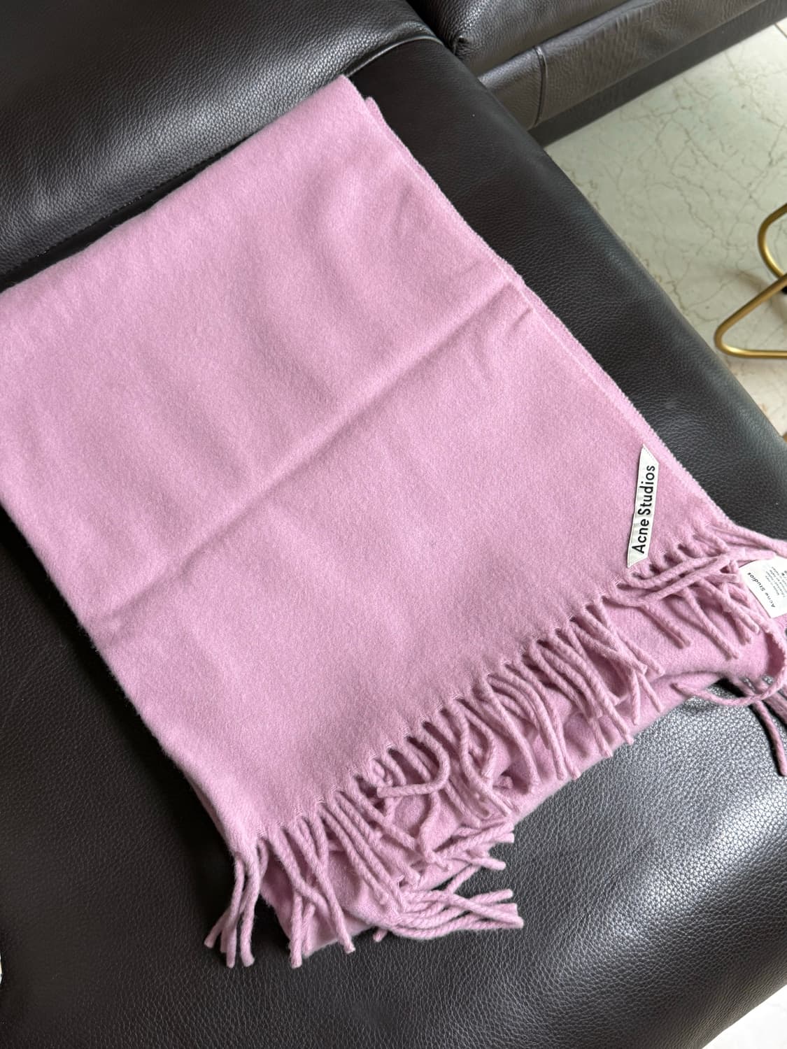 아크네스튜디오 머플러 라벤더  상품이미지1