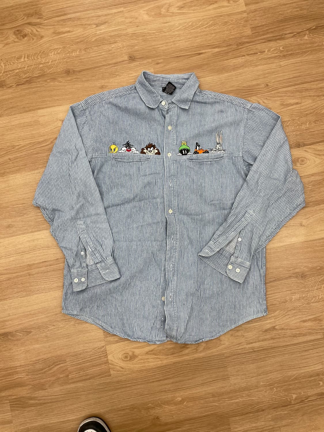 루니툰즈 스트라이프 데님 셔츠 (L~XL) 상품이미지1