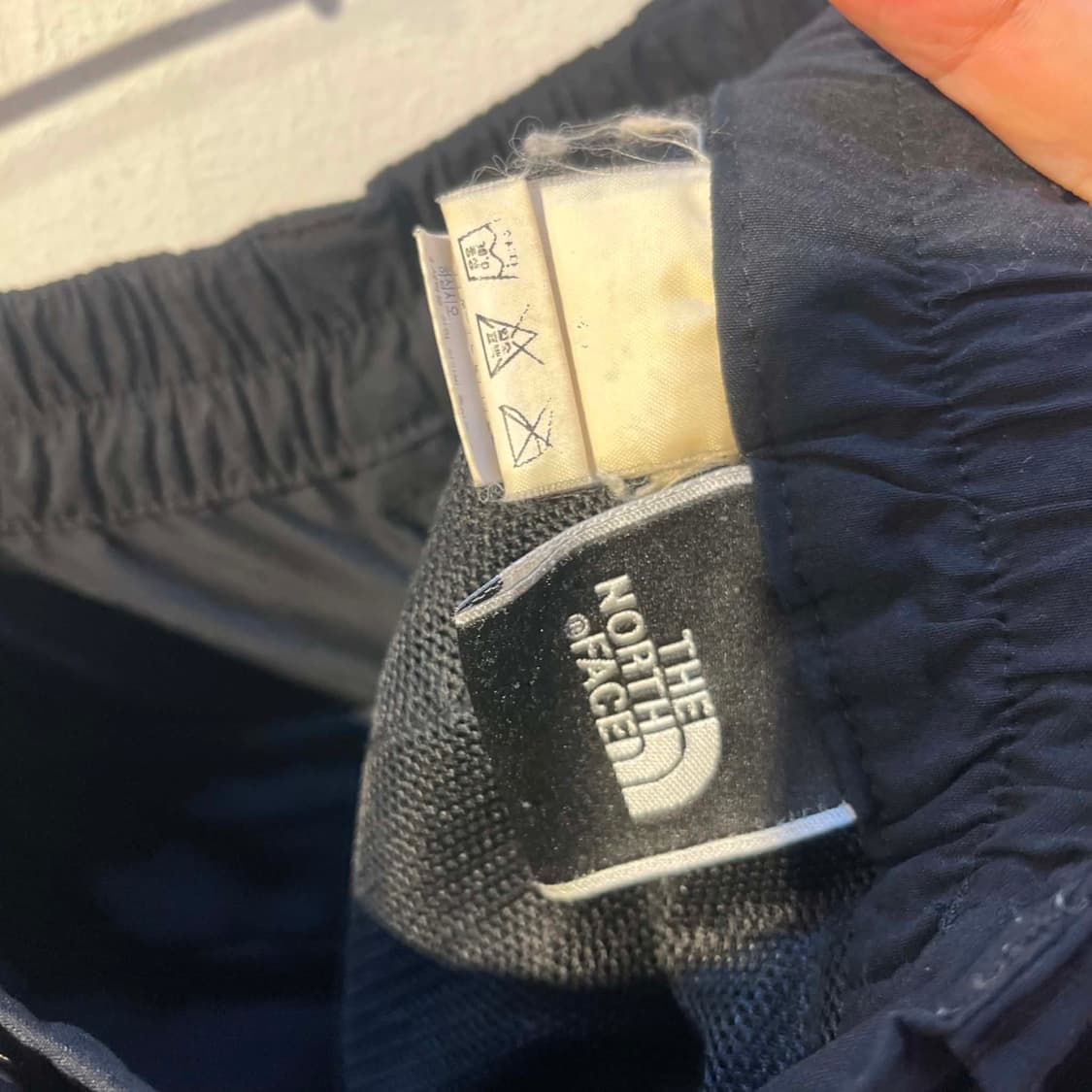 노스페이스 로고 반바지 상품이미지3