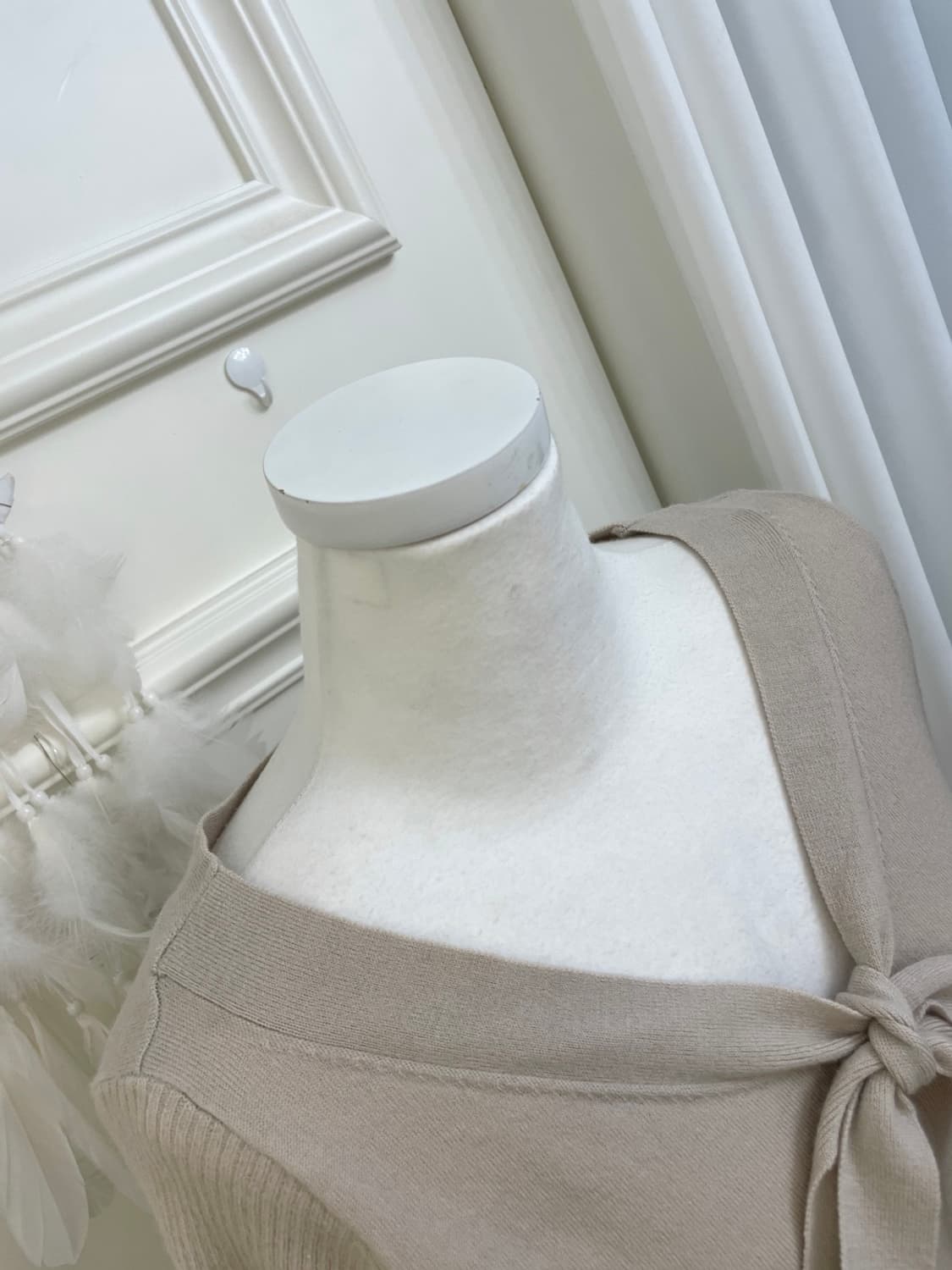 beige bow sleeve rib knit top(size-M) 상품이미지8