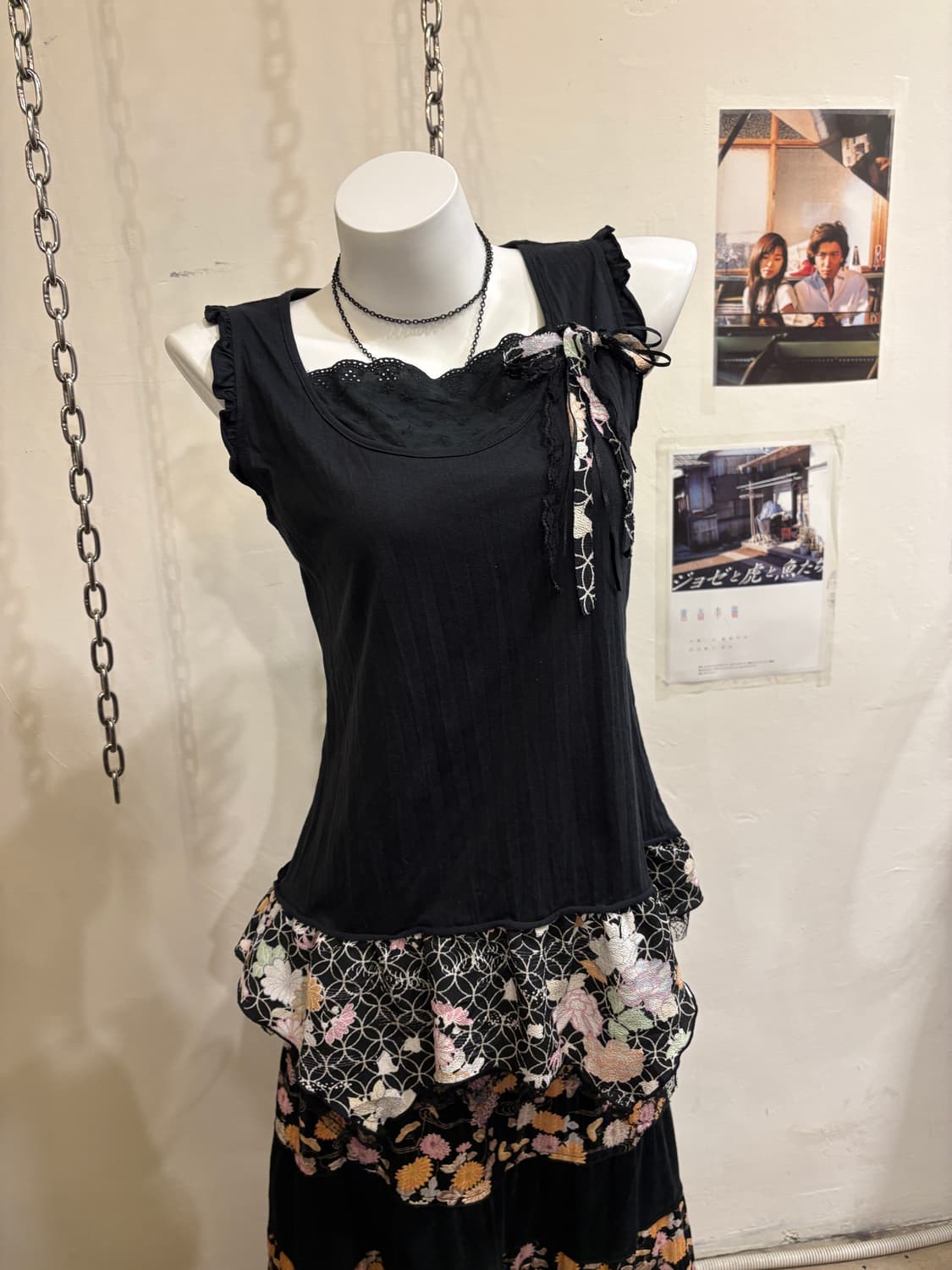 오리엔탈 레이스 리본 레이어드 블랙 슬리브리스 상품이미지5