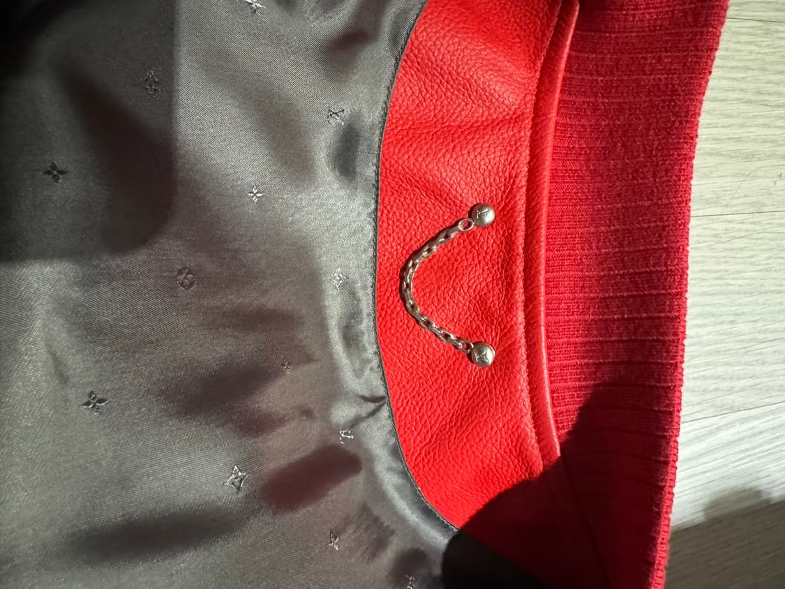 루이비통 슈프림 베이스볼 레더 자켓 상품이미지7