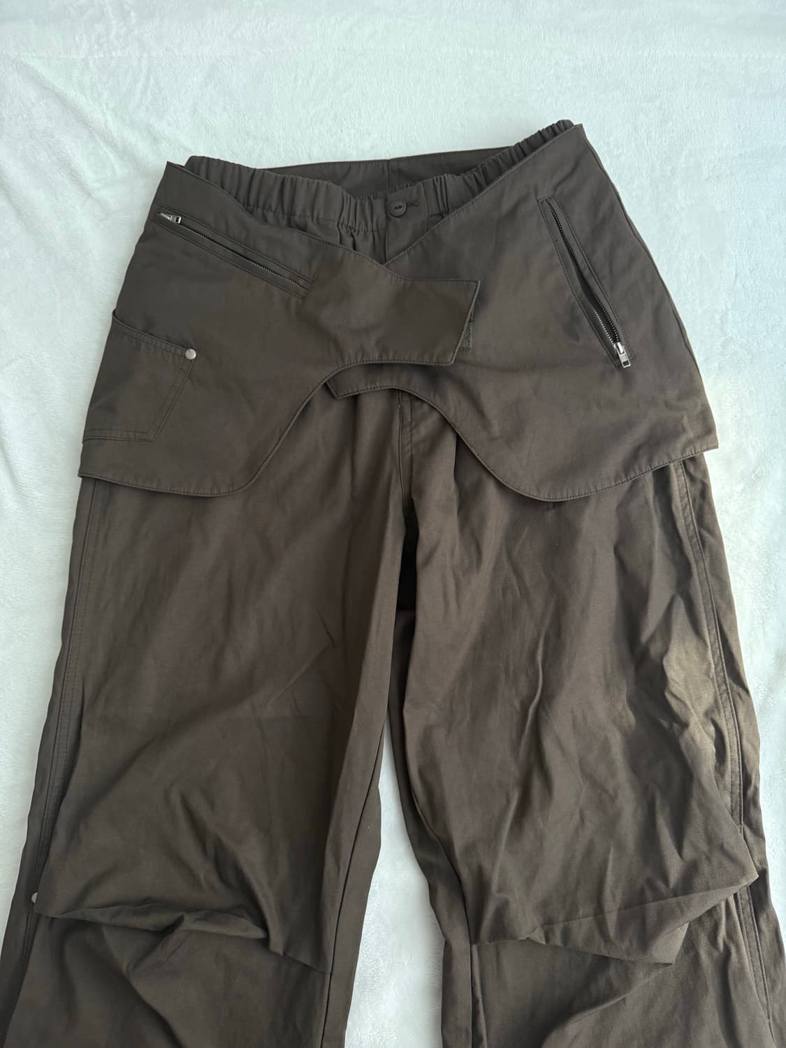 파르티멘토 레이어드 파라슈트 팬트 브라운s 상품이미지1