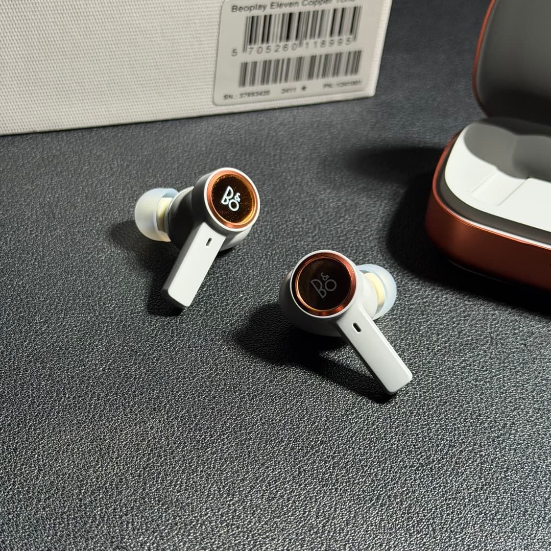 뱅앤올룹슨 베오플레이 일레븐 무선이어폰 상품이미지4