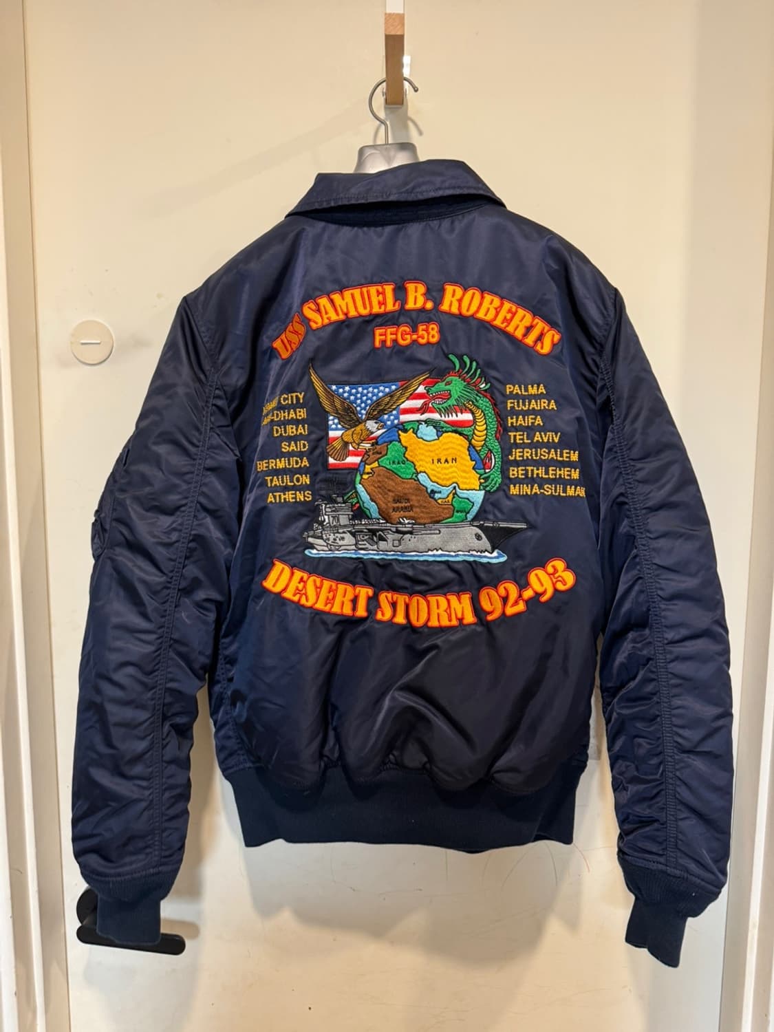 알파인더스트리 CWU 45/P Storm Cruise Jacket 상품이미지4