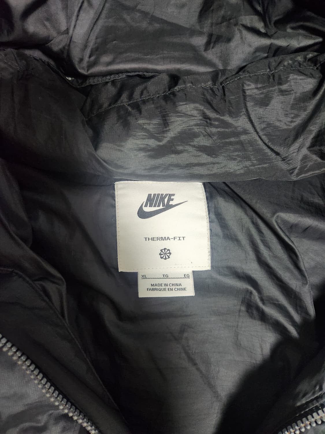 나이키 써마핏 패딩 상품이미지3