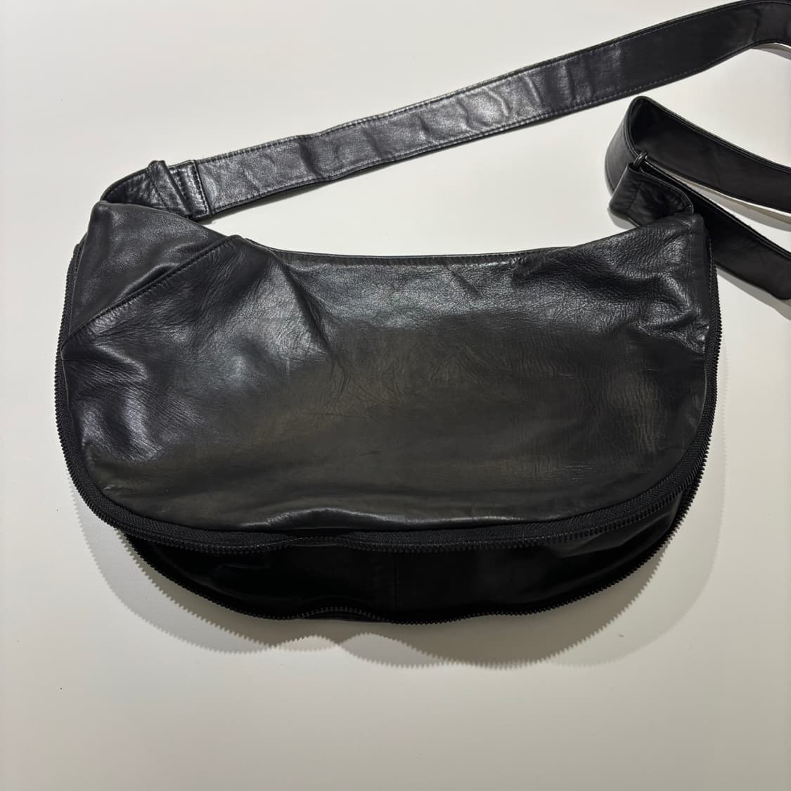 요지 야마모토 뿌르 옴므 홀스 하이드 크로스백 상품이미지5