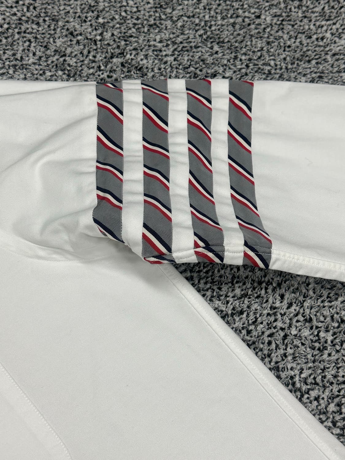 톰브라운 신형 옥스포드 삼선 셔츠 상품이미지4