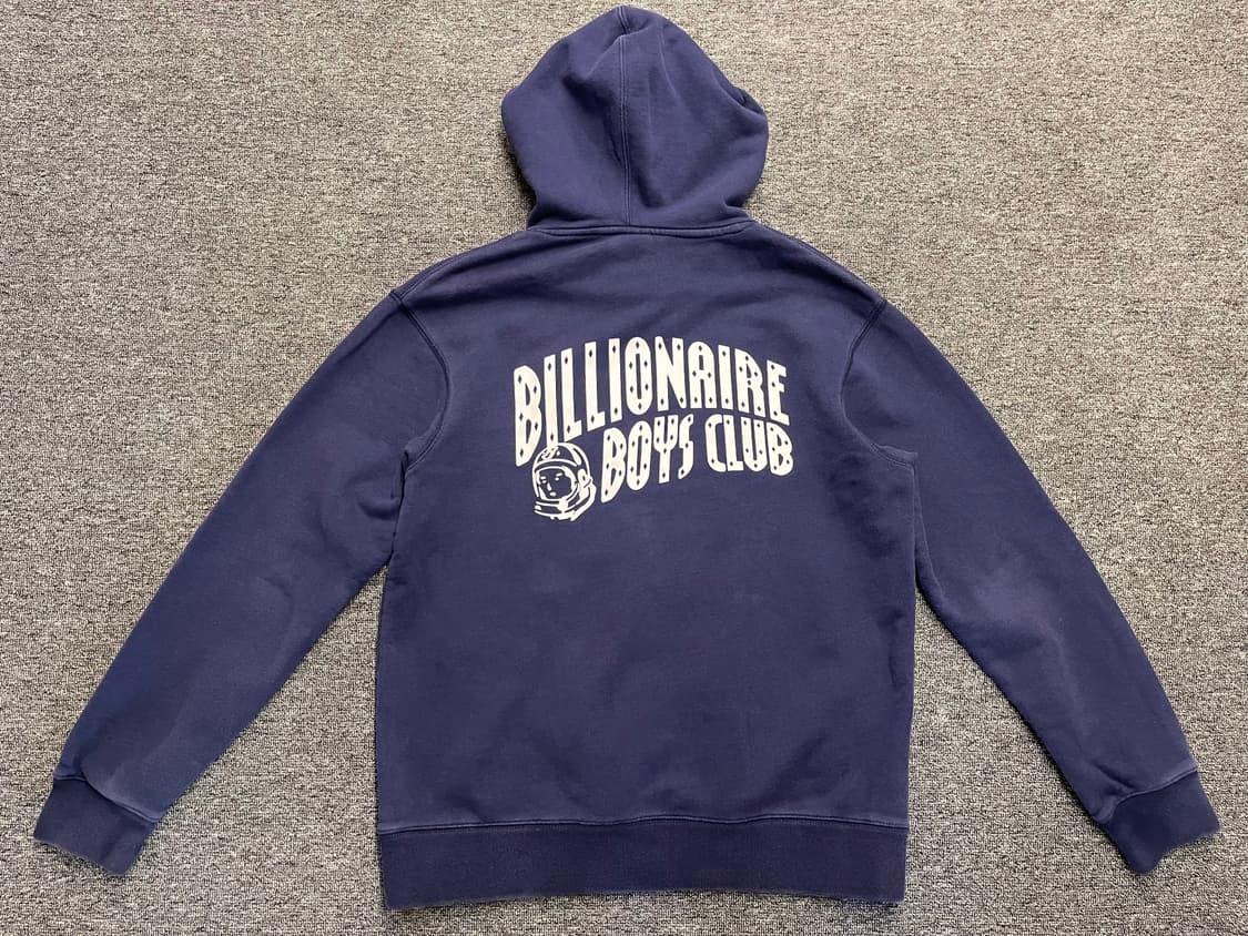 [100~103] 빌리어네어 보이즈 클럽 후드티 네이비 L  상품이미지4