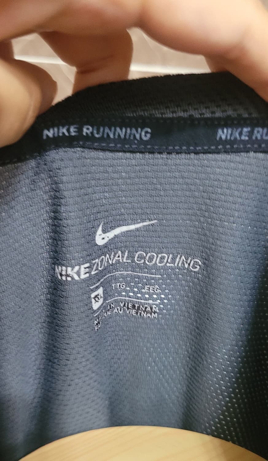 (남성110사이즈)나이키 드라이핏 Zonal Cooling 반팔 티셔 상품이미지8