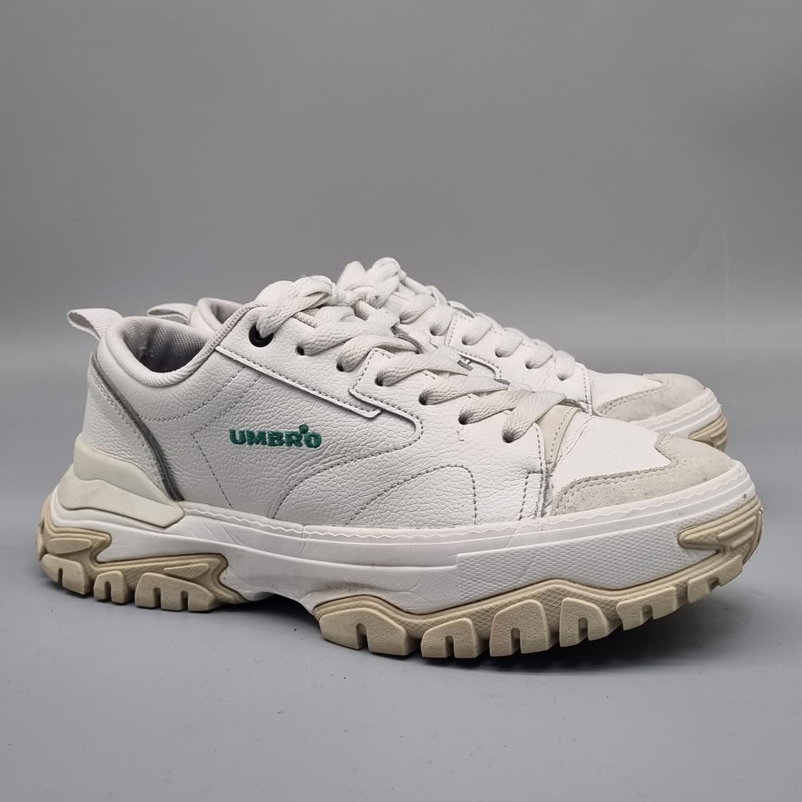 엄브로 운동화 250 상품이미지1