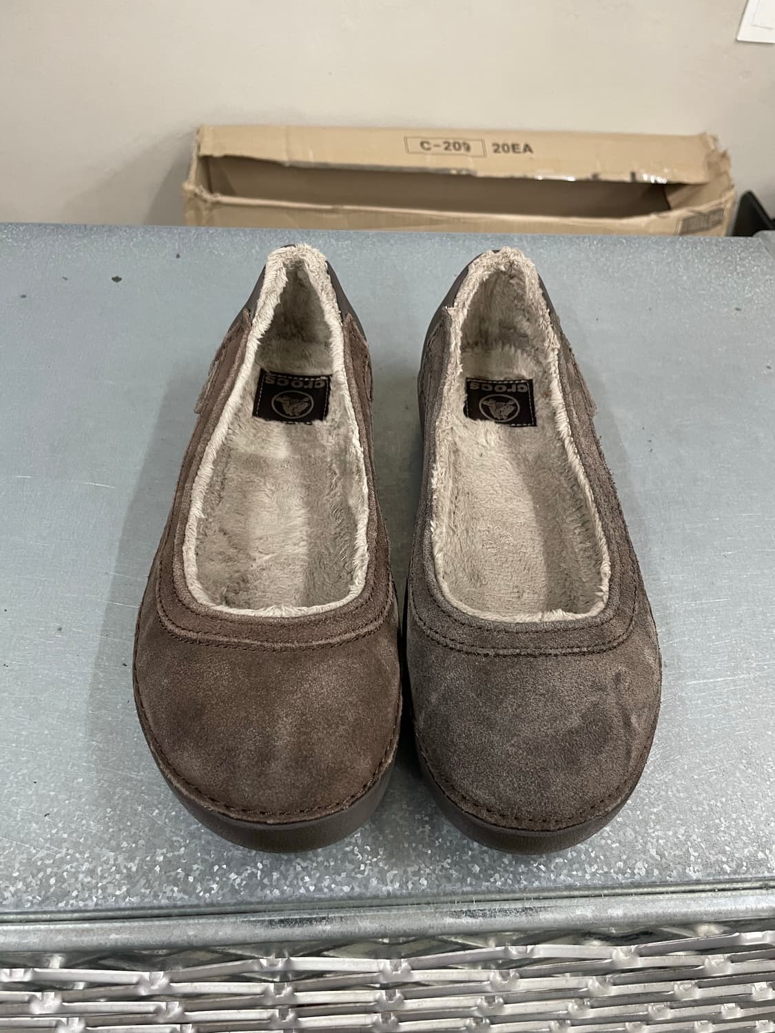 크록스 스웨이드 플랫 슈즈  W8 상품이미지6