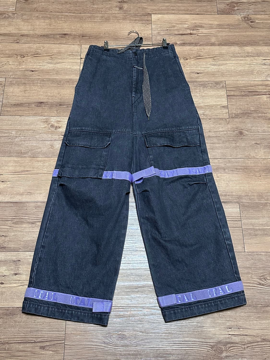 카피탈 14oz 데님 누벨 셔틀 팬츠 블랙 퍼플 상품이미지2