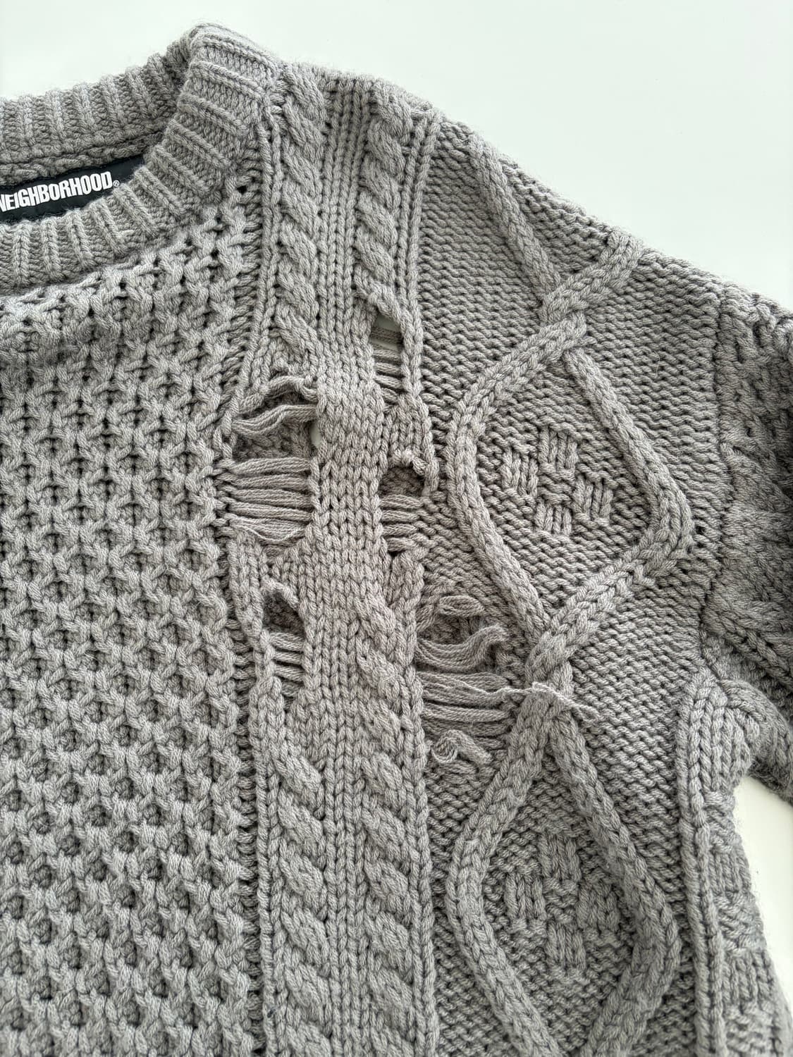 네이버후드 데미지드 스웨터 / m사이즈 상품이미지5