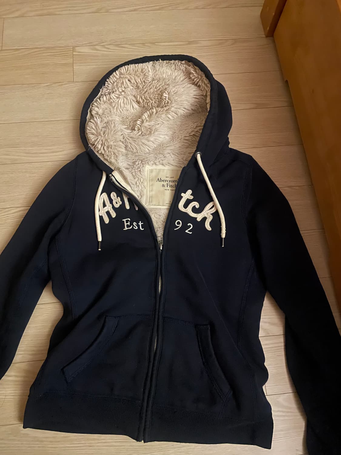 아베크롬비 양털 네이비 후드집업 희귀템 상품이미지1