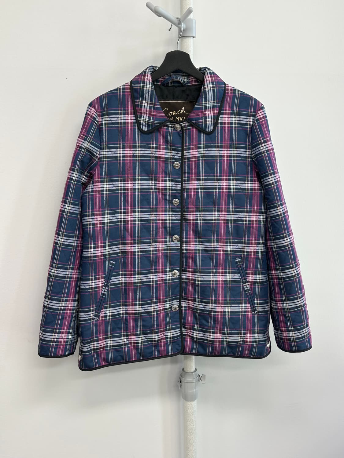 코치 체크 퀼팅 자켓 상품이미지1
