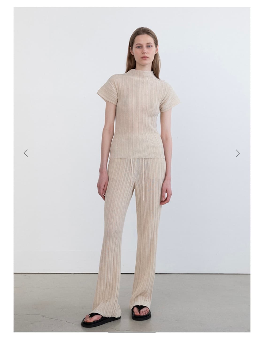 LE17SEPTEMBRE 플리츠 목폴라 반팔 니트 베이지 36 상품이미지2