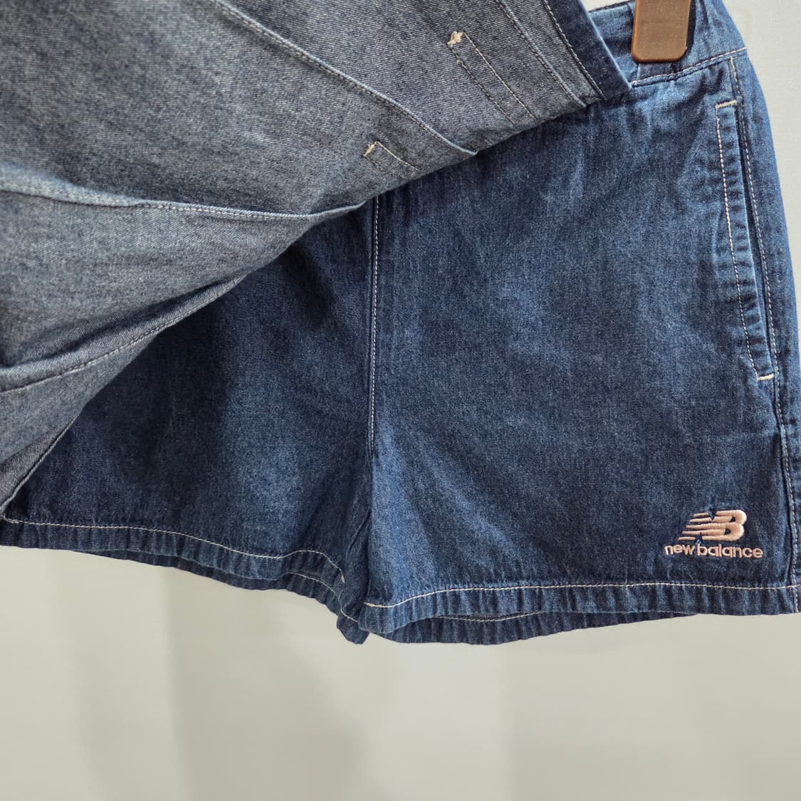 뉴발란스 여아 샴브레이 치마바지 120/5/6 상품이미지3