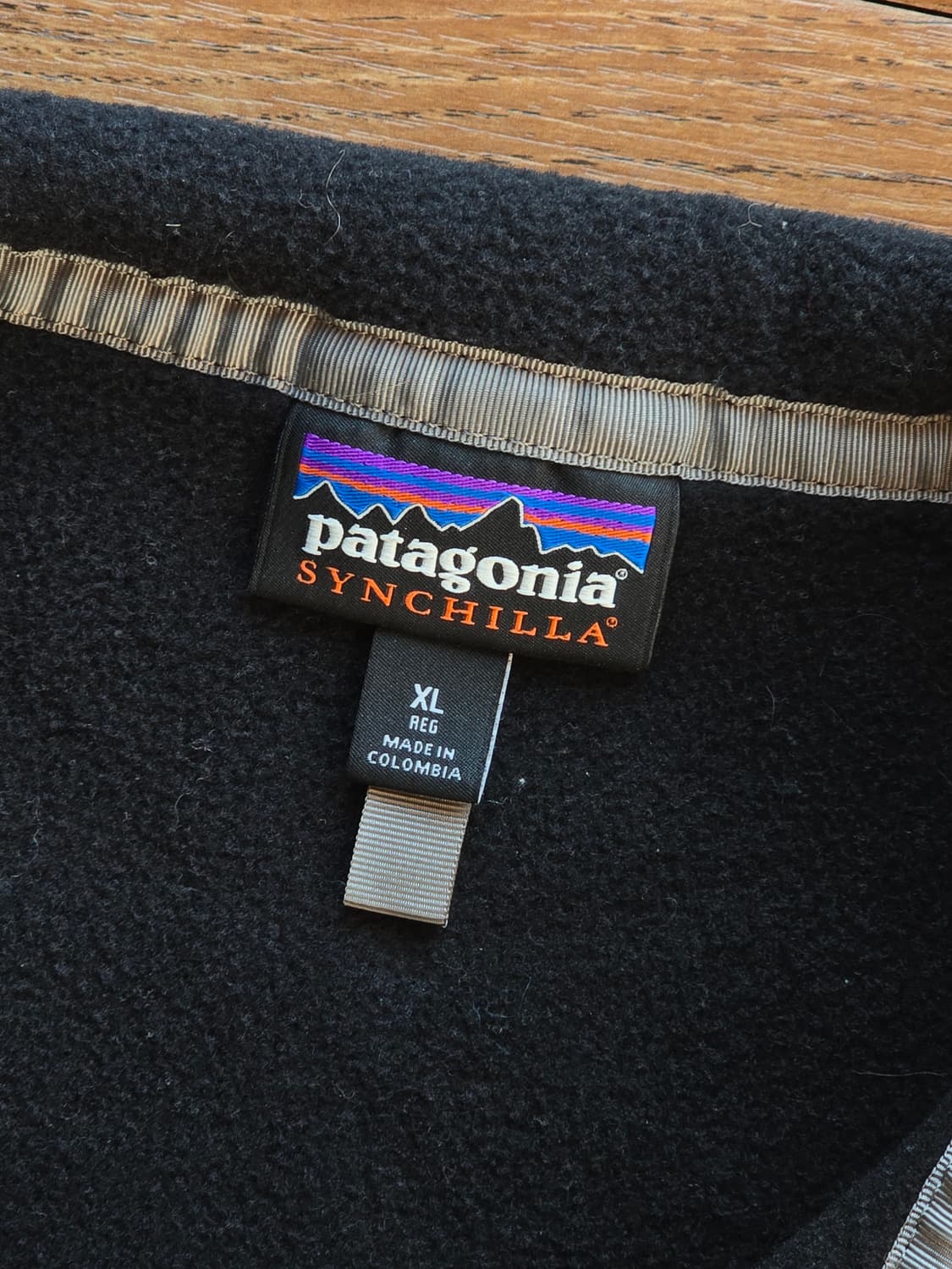 파타고니아 신칠라 스냅티 블랙 포지그레이 XL 라이트웨이트 상품이미지3