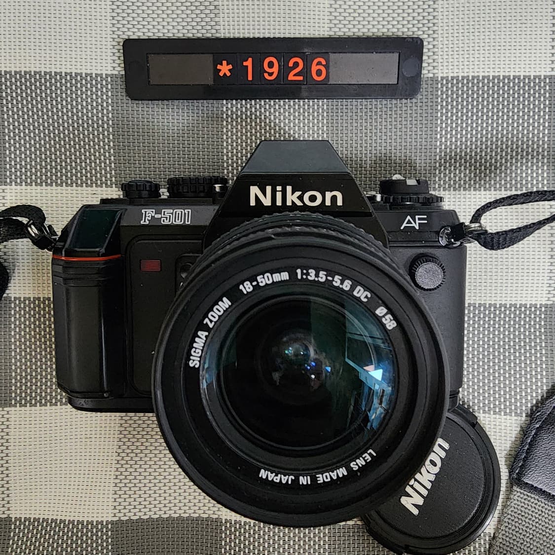 니콘 F-501 AF 필름카메라 18-50 줌렌즈 상품이미지1