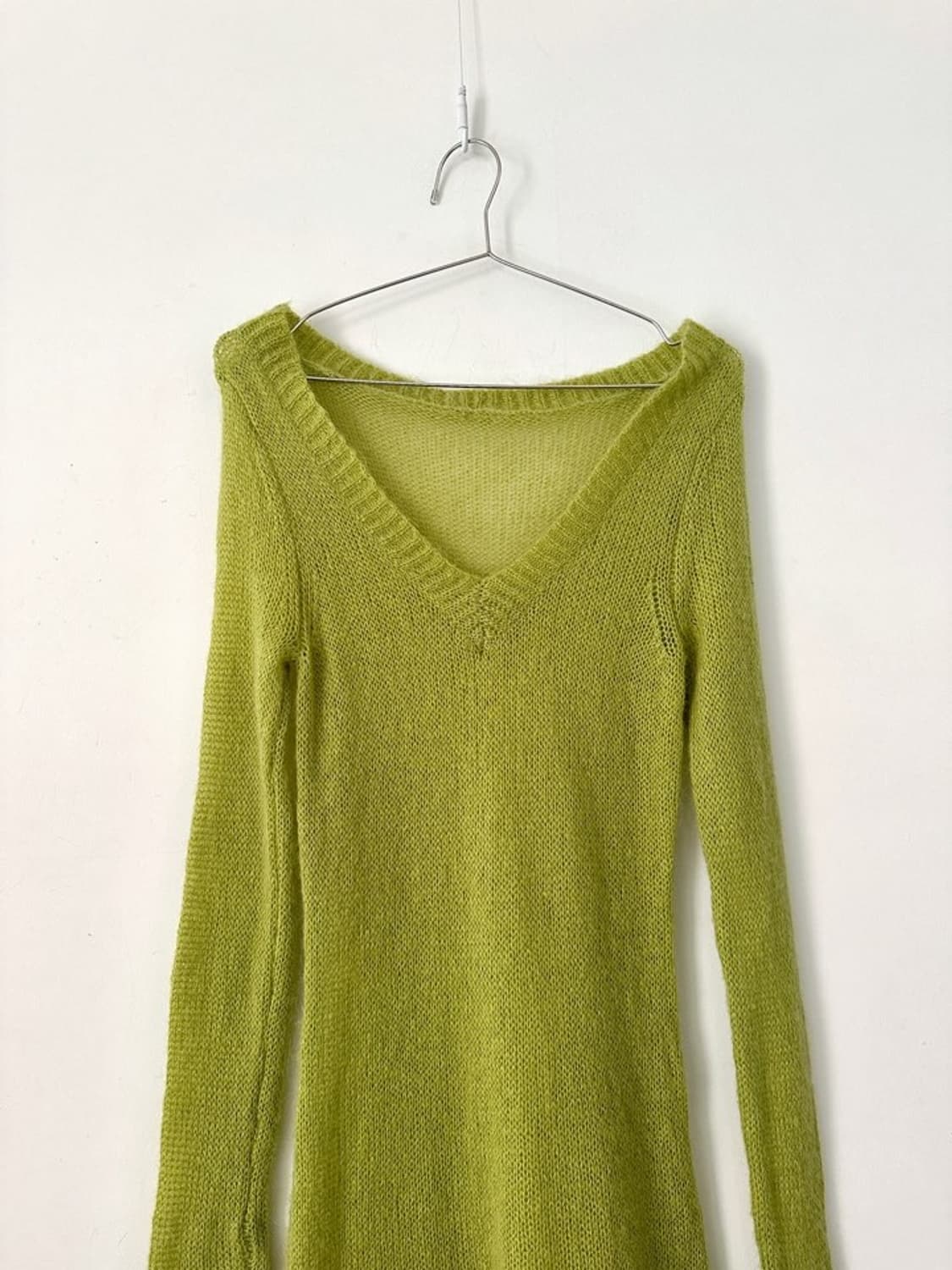 Mohair v-neck knit / lime 상품이미지2