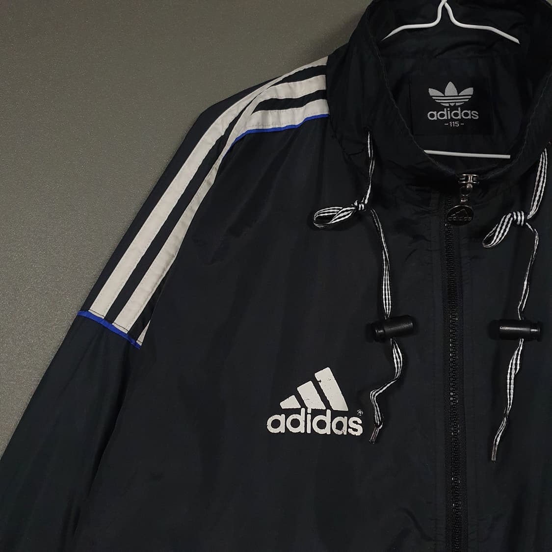 115 (3XL) 아디다스 대장급 올드 삼선 바람막이 집업 자켓 블랙 상품이미지2