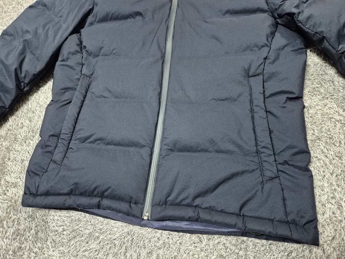 유니클로 남성 심리스 다운패딩 네이비 L 상품이미지2