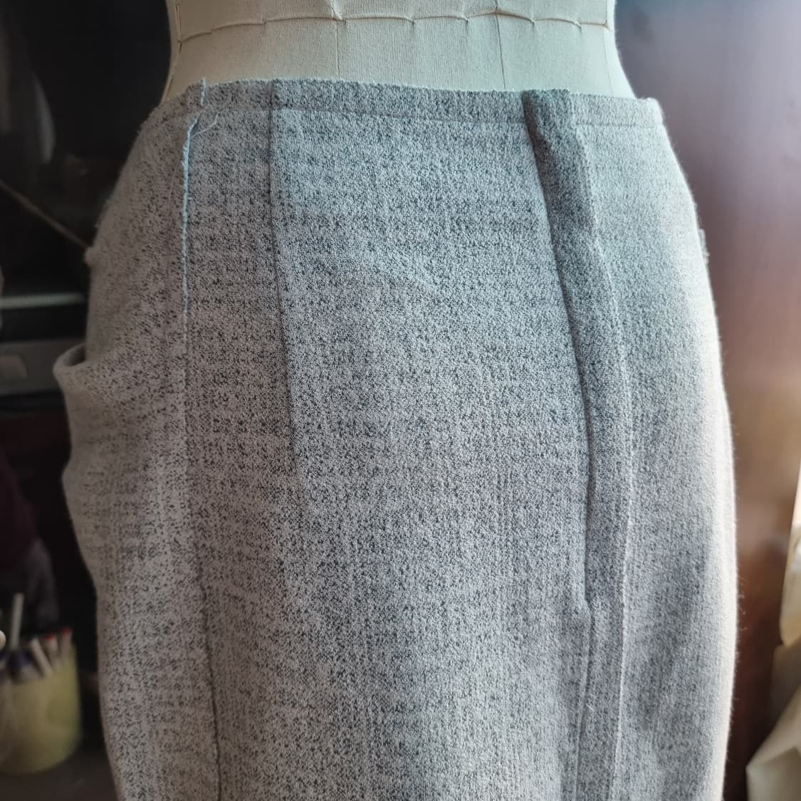 한섬 MINE 마인 울35혼방 이태리원단 스커트 (26인치) 상태완벽 상품이미지7