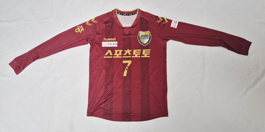 세종스포츠토토 여자축구단 원정 곽민정 실착 유니폼 팝니다  상품이미지1