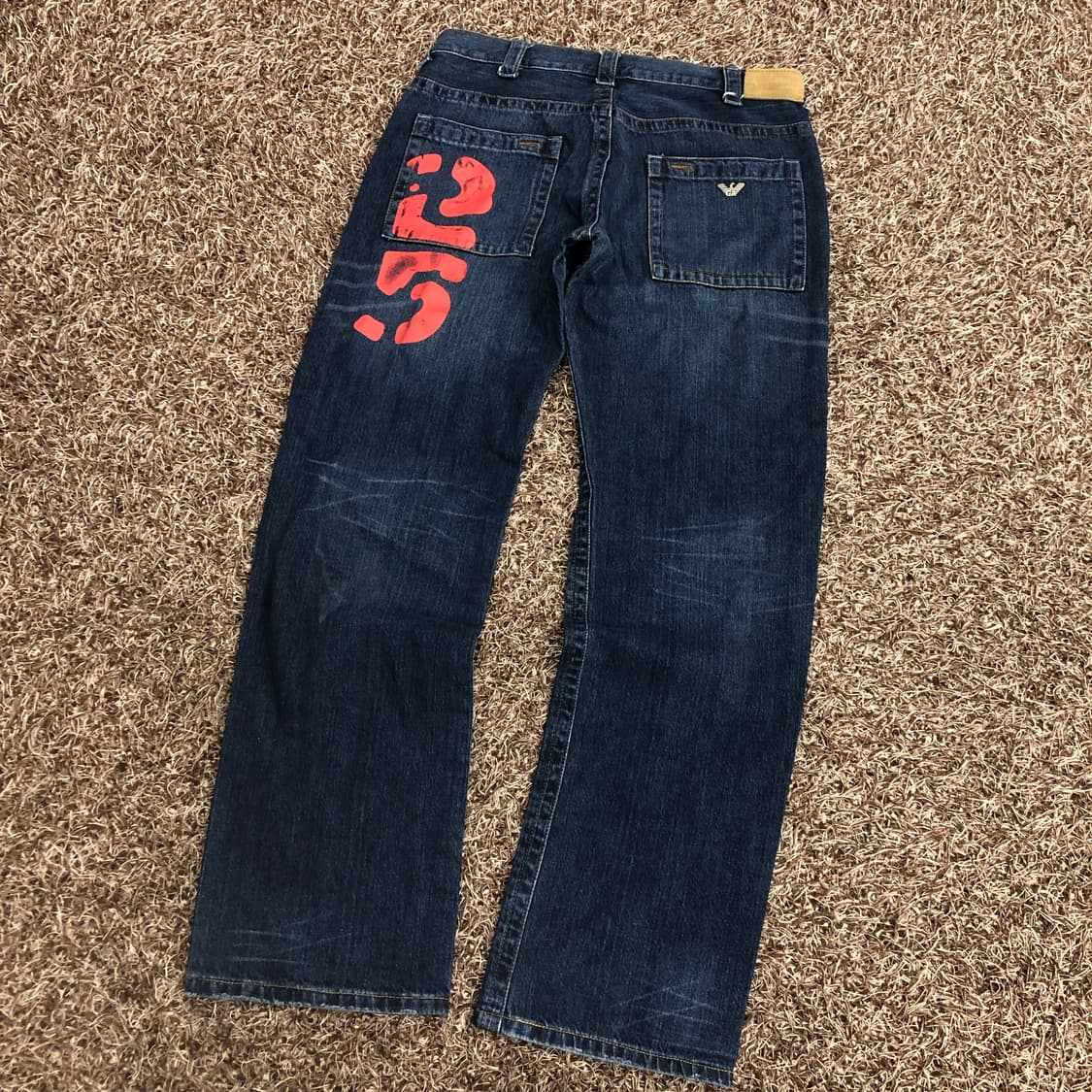 아르마니 진스 페인팅 워시드 데님 팬츠 상품이미지1