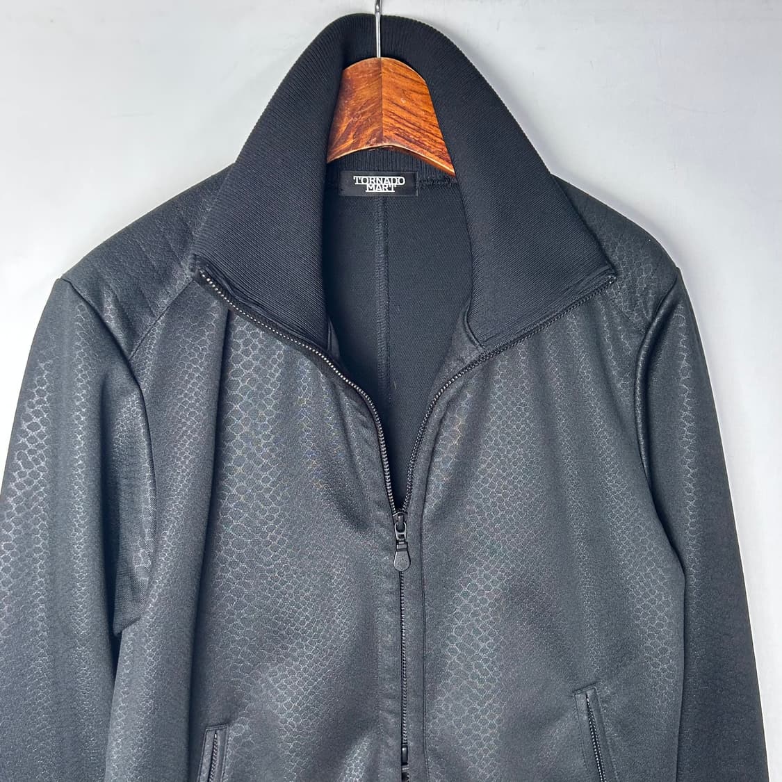 [Tornado Mart] 토네이도마트 뱀피 패턴 집업 져지 상품이미지3