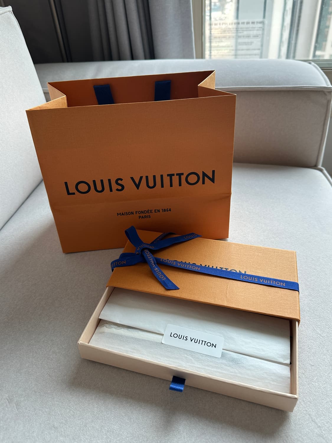 루이비통 LV 보우 BB 방도 블랙 M96176 (새상품) 상품이미지4