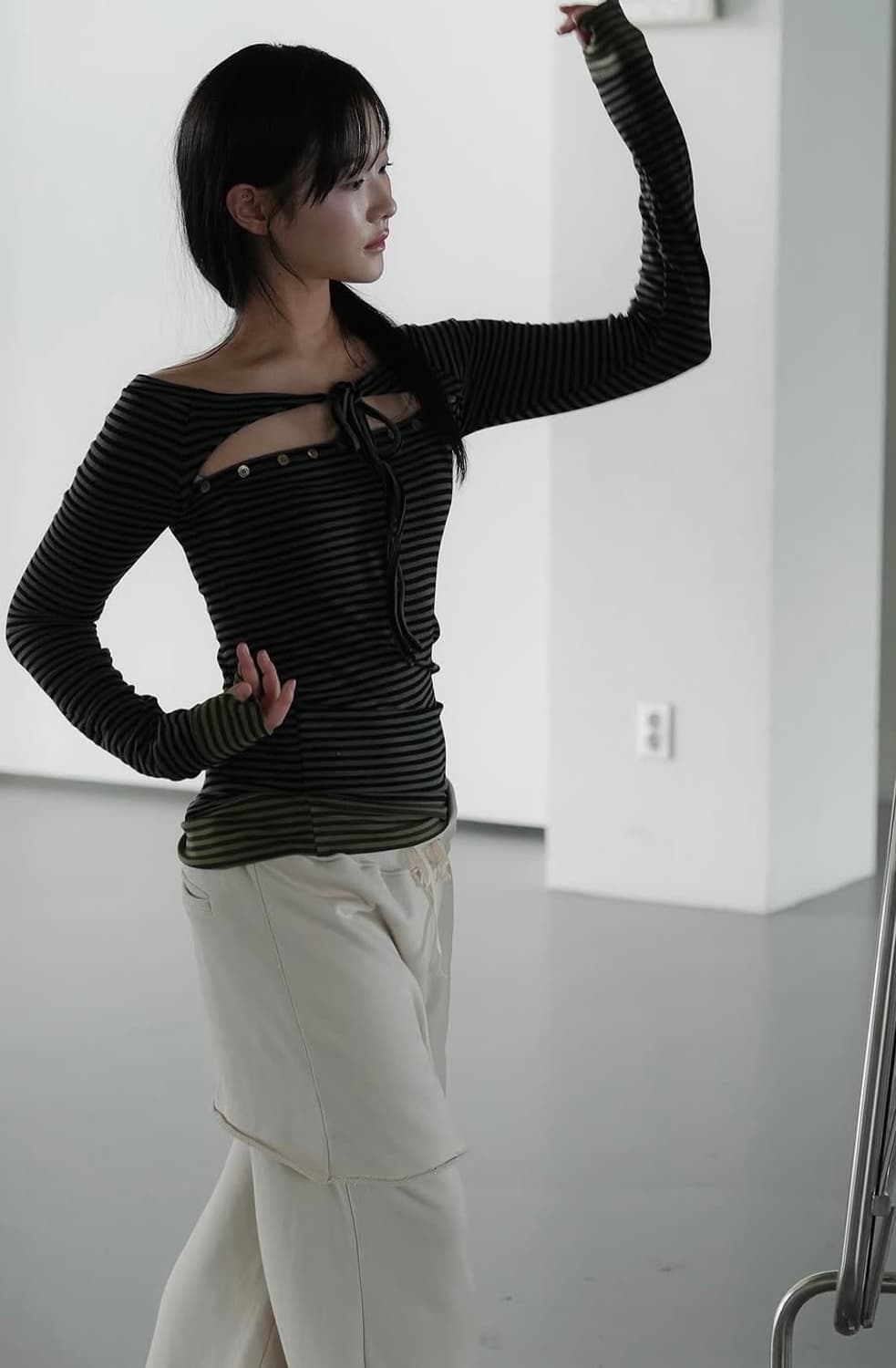 인앤양하모니 버튼 탑 스트라이프 상품이미지3