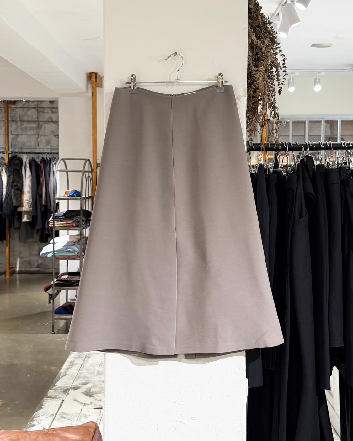 더로우 그레이 울 실크 블랜드 롱 스커트 상품이미지1