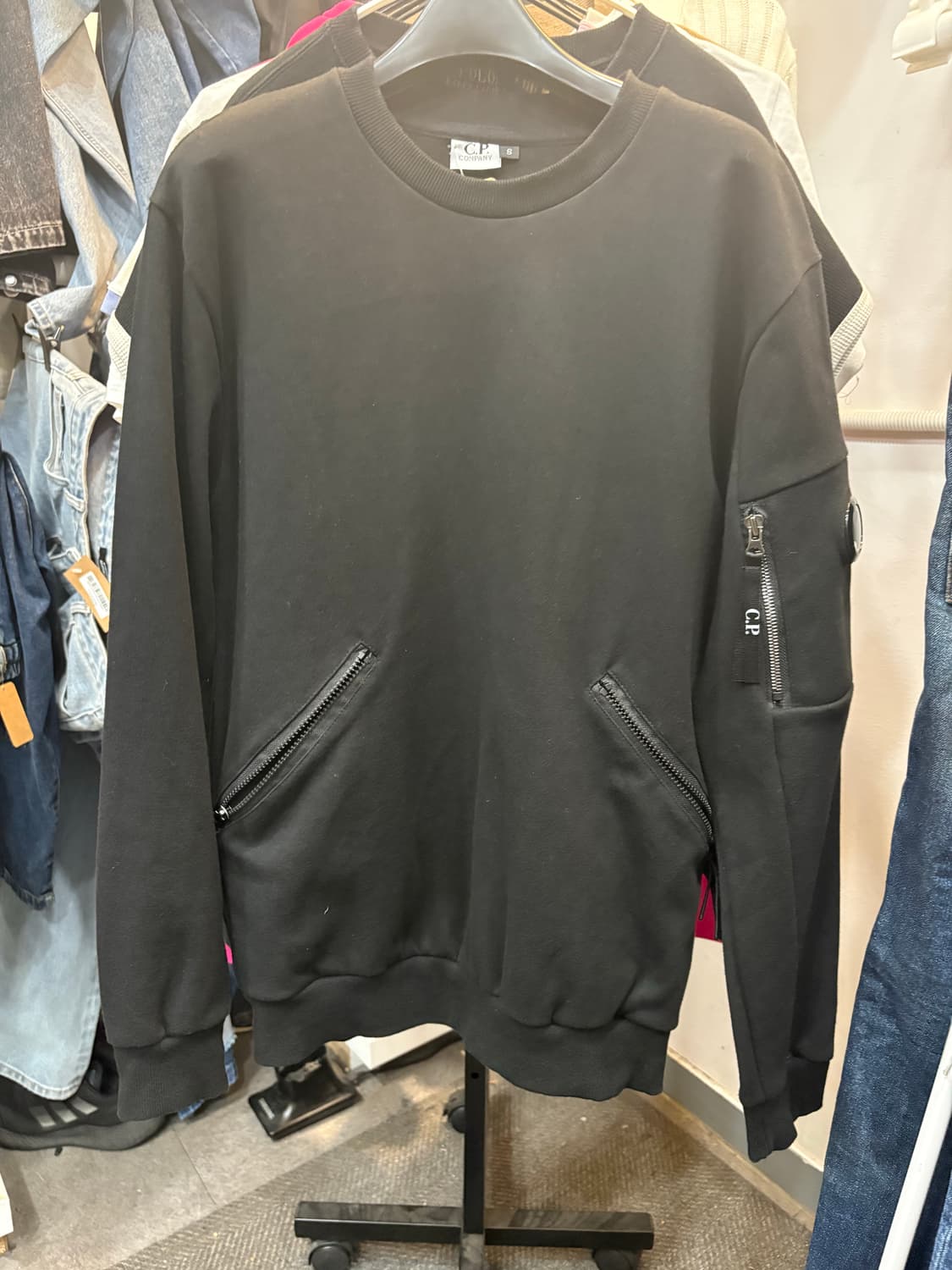  Cp 컴퍼니 맨투맨 블랙 s 사이즈 상품이미지1