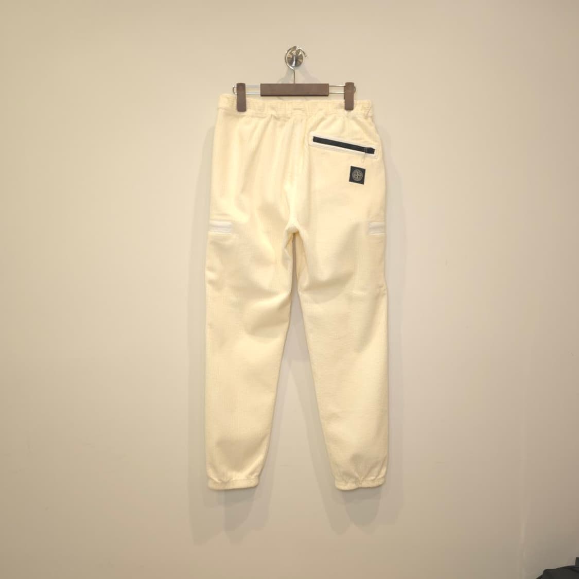 [중고/정품] 스톤아일랜드 코듀로이 조거 팬츠 상품이미지2