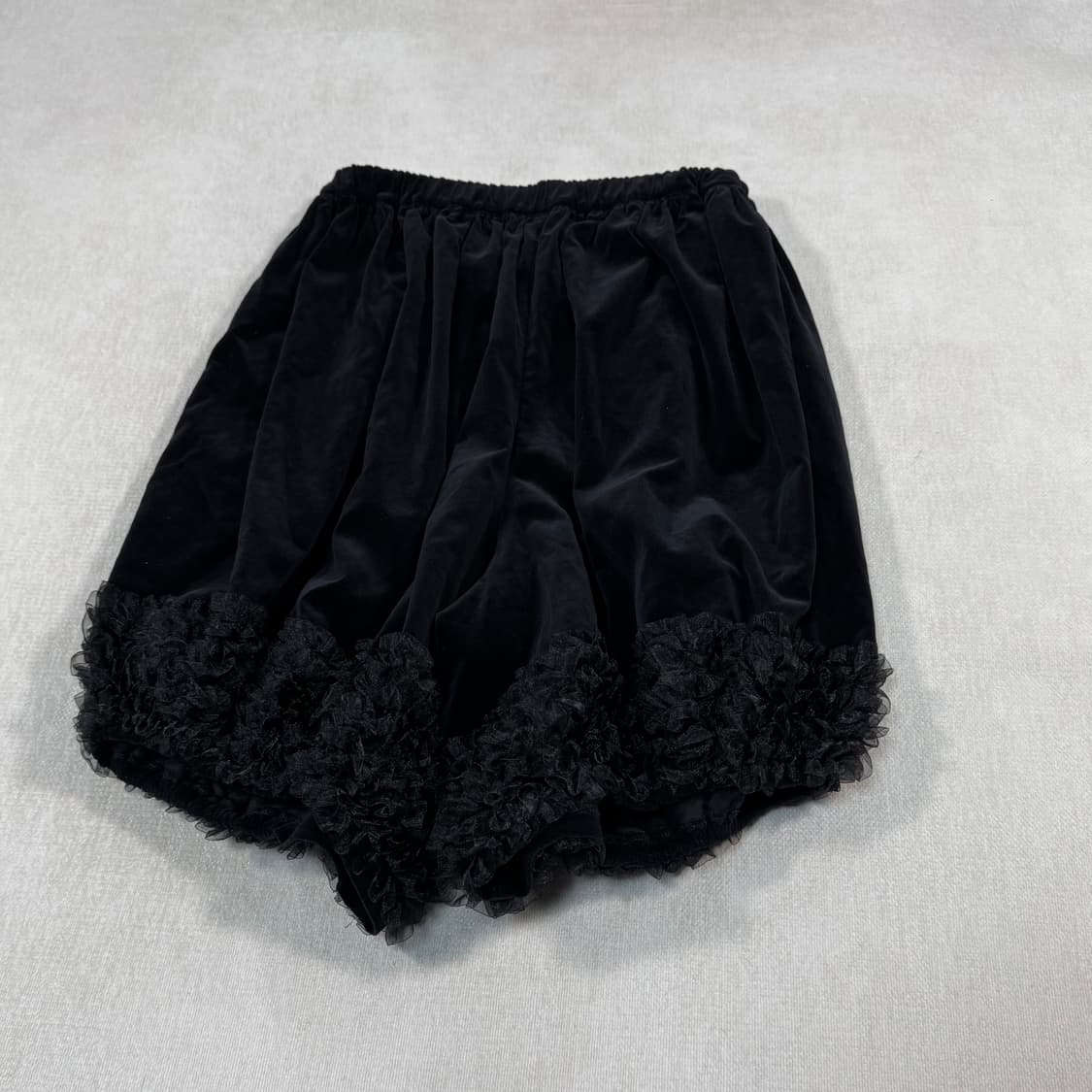 Frill  Velvet Black Pants 상품이미지4