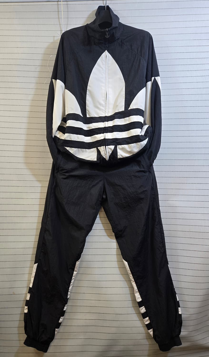 아디다스 블랙 트레이닝복 세트 상품이미지1