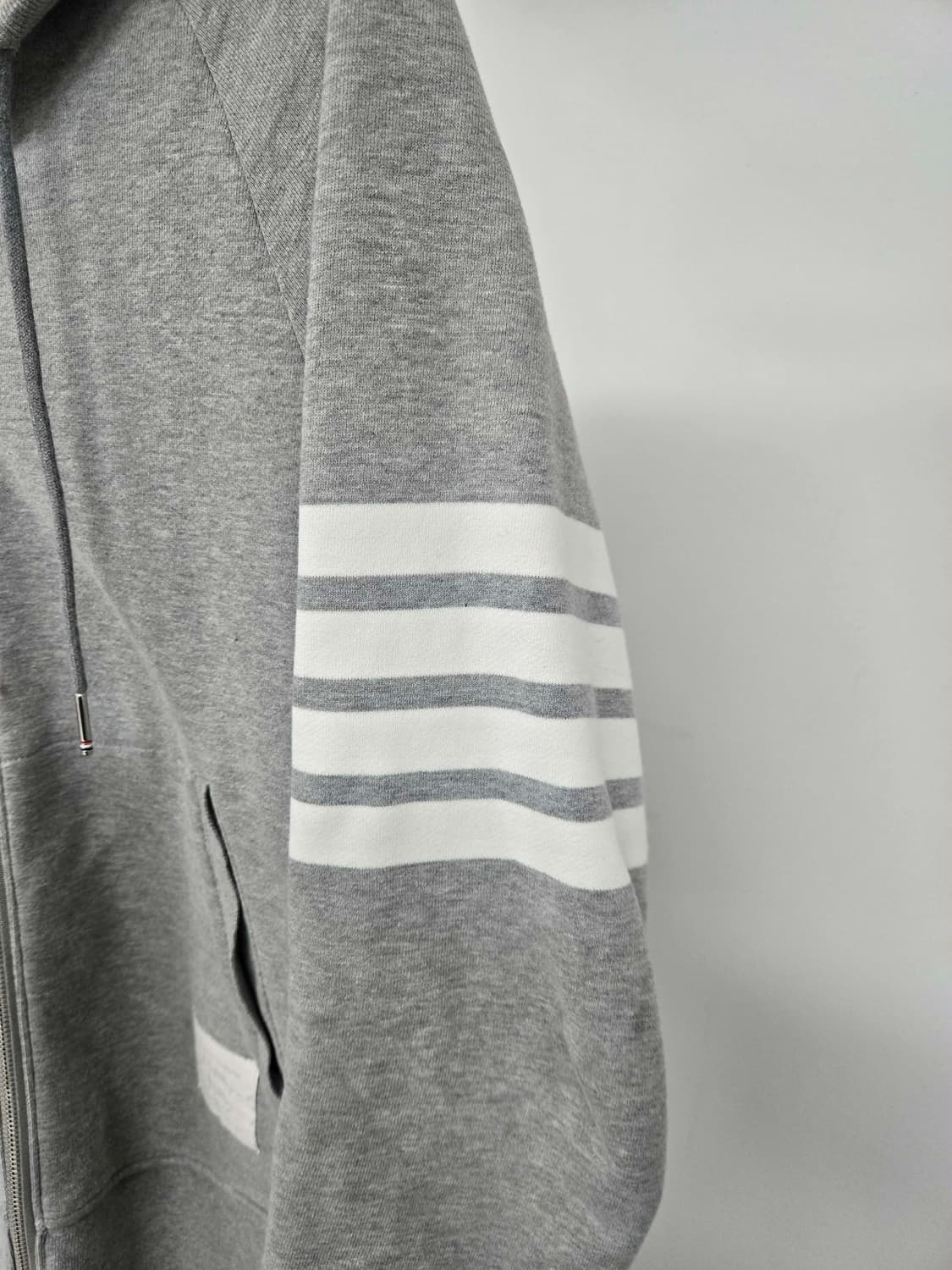 [보증서 정품] 톰브라운 후드집업 4사이즈 상품이미지1