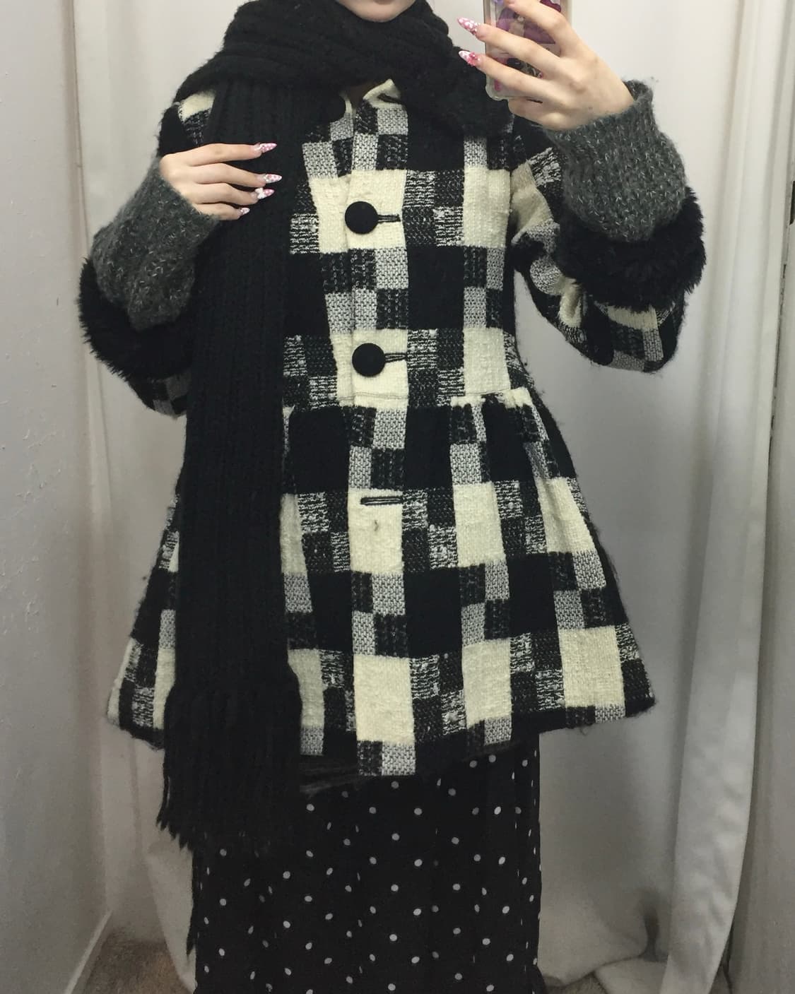 mezzo piano 메조피아노 블랙화이트 퍼카라 코트 코디 🎱 상품이미지1